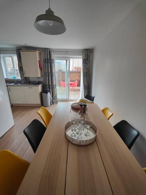 Shoreline Seaside Holiday Home Aberavon Beach 포트탤벗 외부 사진