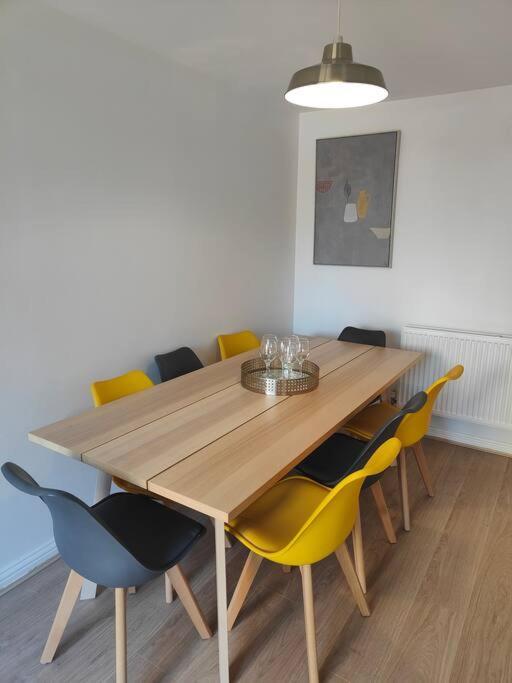Shoreline Seaside Holiday Home Aberavon Beach 포트탤벗 외부 사진