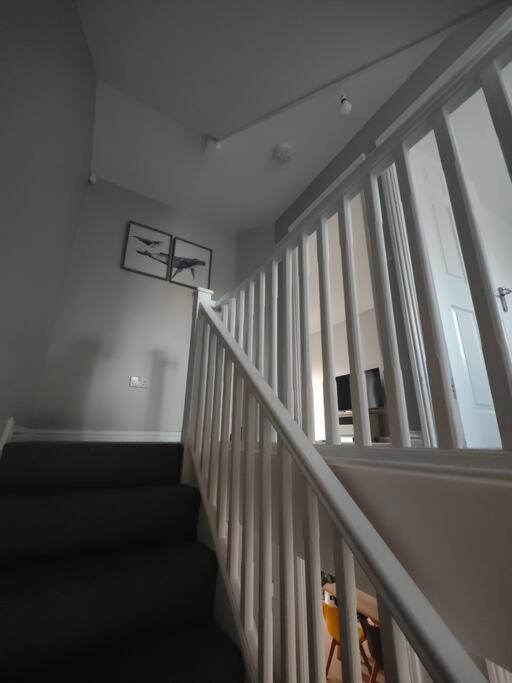 Shoreline Seaside Holiday Home Aberavon Beach 포트탤벗 외부 사진