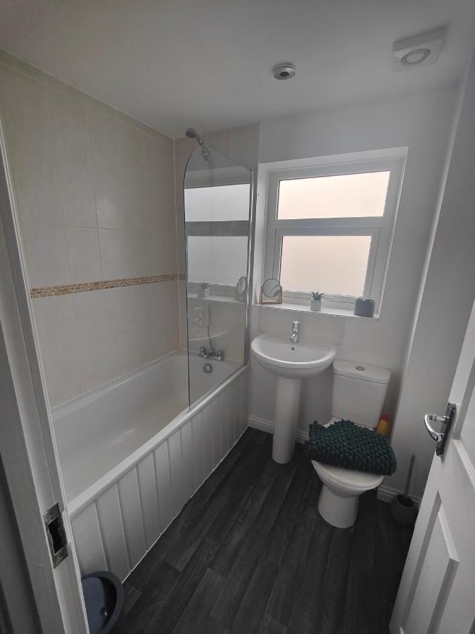 Shoreline Seaside Holiday Home Aberavon Beach 포트탤벗 외부 사진